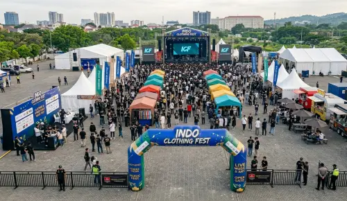 balon gate parigi moutong dalam event clothing