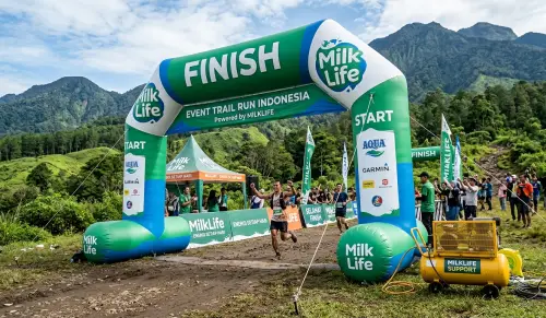 balon gate banggai kepulauan di event trailrun dengan sponsor susu UHT