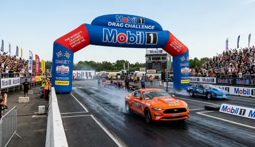 balon gate bolaang mongondow di event mobil drag panjang