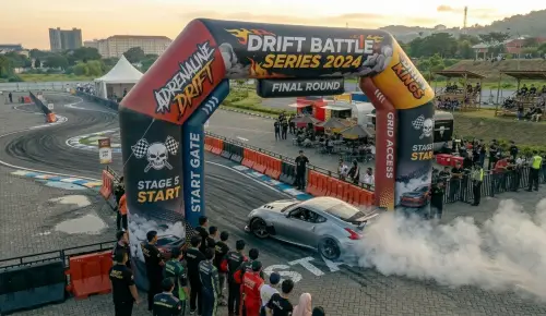 balon gate donggala saat event drift