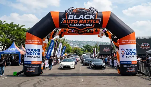 balon gate kubu raya saat event kontes dengan sponsor lampu mobil