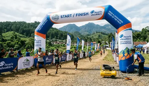 balon gate manado dalam event trailrun dengan sponsor brand shampoo