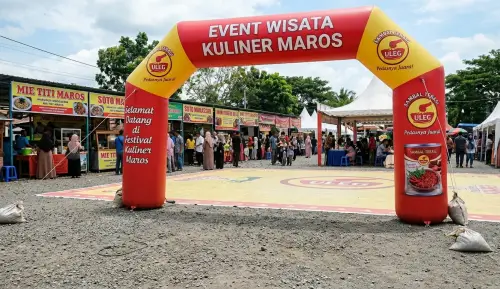 balon gate di maros saat event wisata kuliner