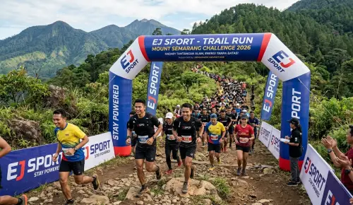 balon gate morowali saat event trailrun