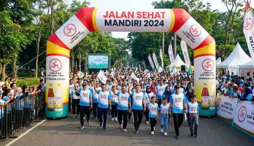 balon gate pontianak disaat event jalan sehat dengan sponsor minuman sehat