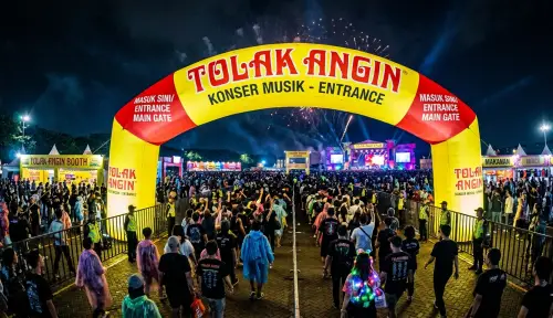 balon gate sigi dalam event konser akbar